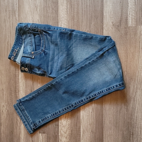 Jeans 👖 - Picture 2 of 2